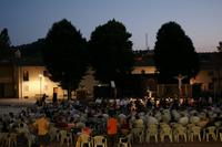 Piazza della Fattoria inaugurata con gli applausi della Tosca